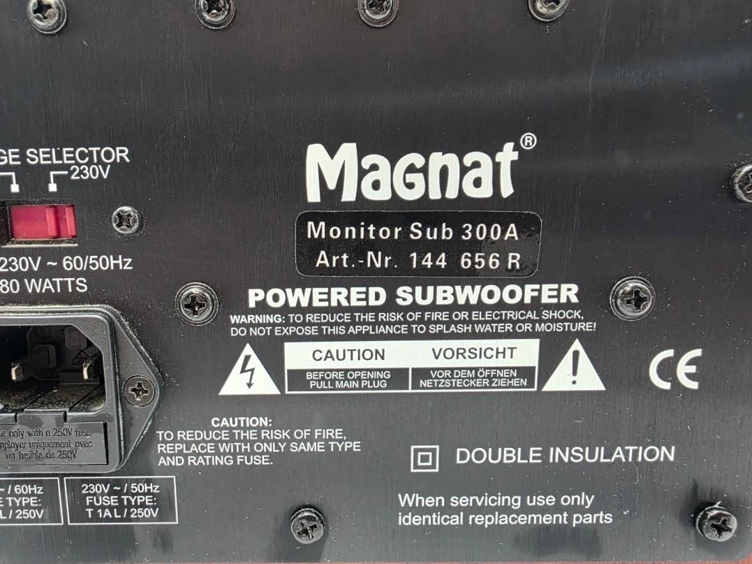 subwoofer-magnat-monitor-300a-100w-rms-bass-reflex-kod-producenta-gksmgnsub0008