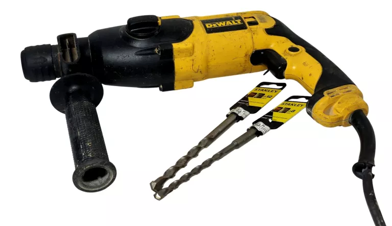 MŁOTOWIERTARKA DEWALT D25013