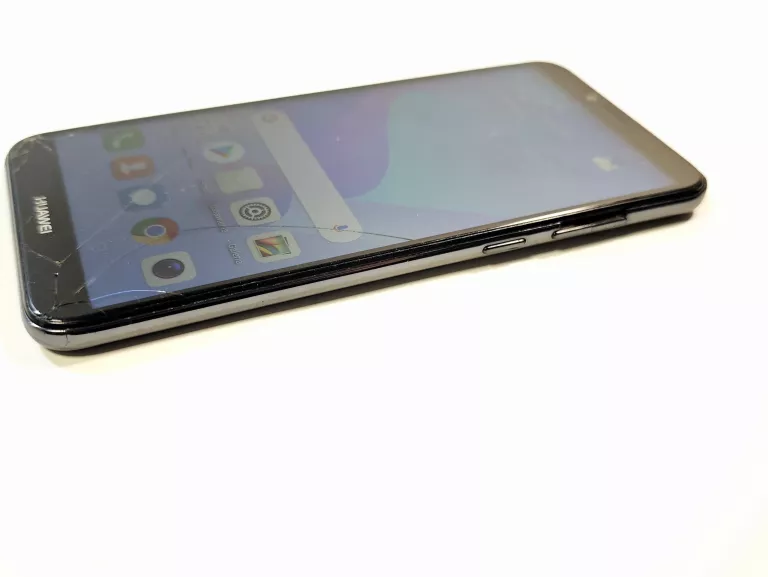 TELEFON HUAWEI Y6 2018 SAM TEL PĘKNIĘTY