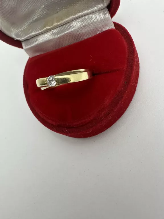 ZŁOTY PIERŚCIONEK PR 585