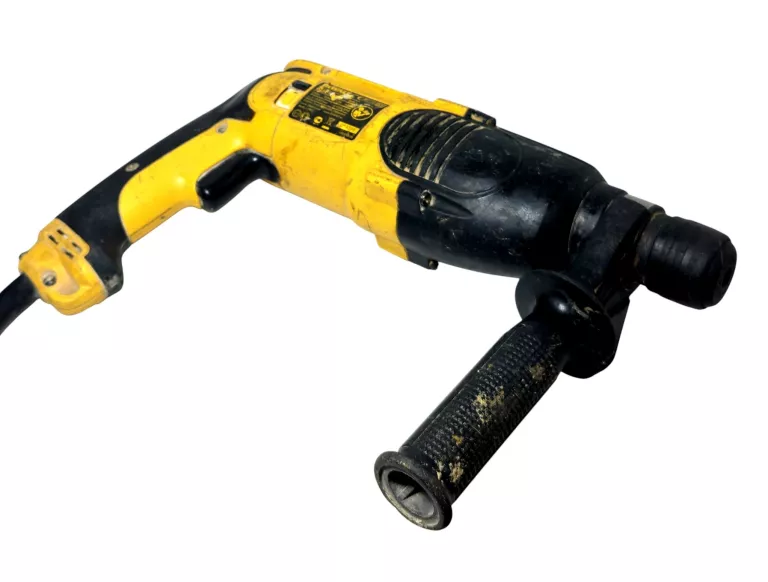 MŁOTOWIERTARKA DEWALT D25013