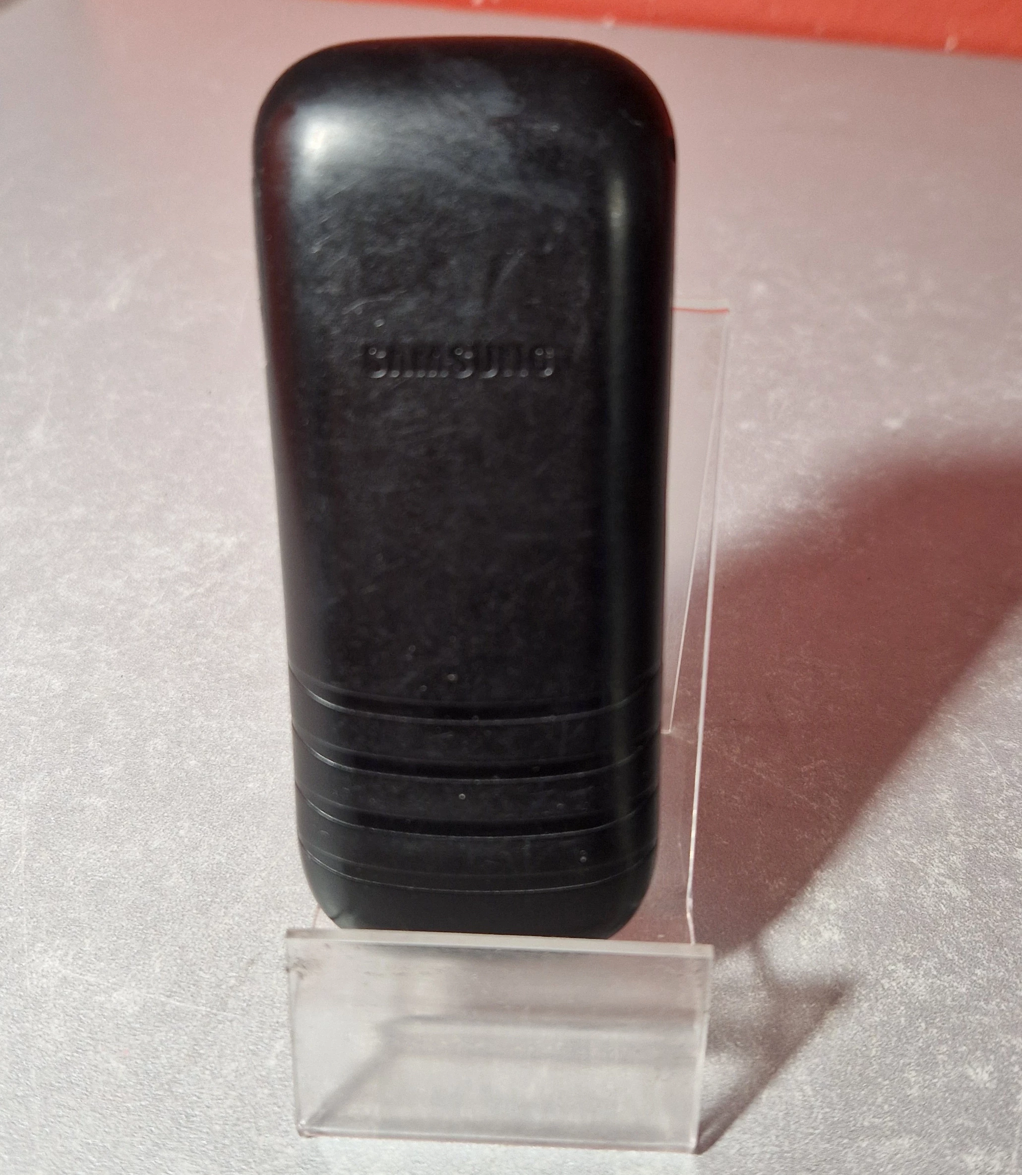 telefon-samsung-gt-e1200-ladowarka-stan-11323-2