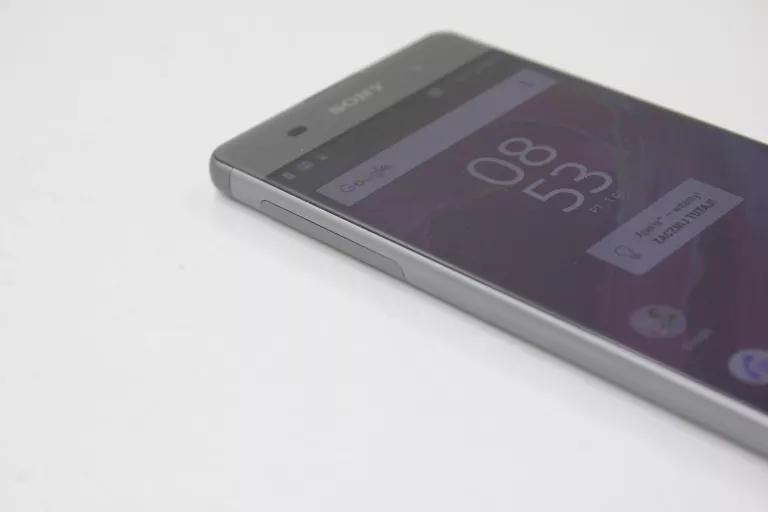 TELEFON SONY XPERIA XA