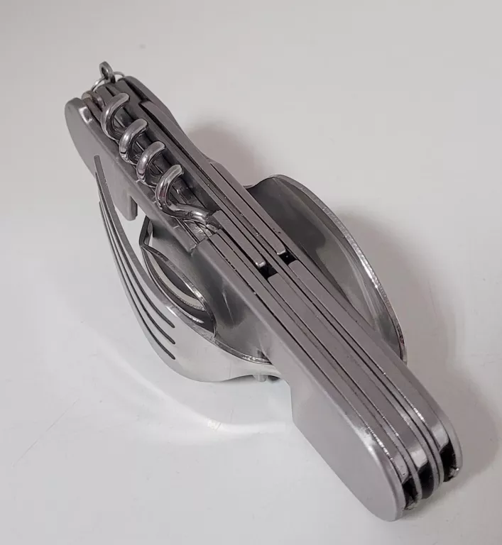 NIEZBĘDNIK TURYSTYCZNY 7 W 1 COUNTRY SIDE