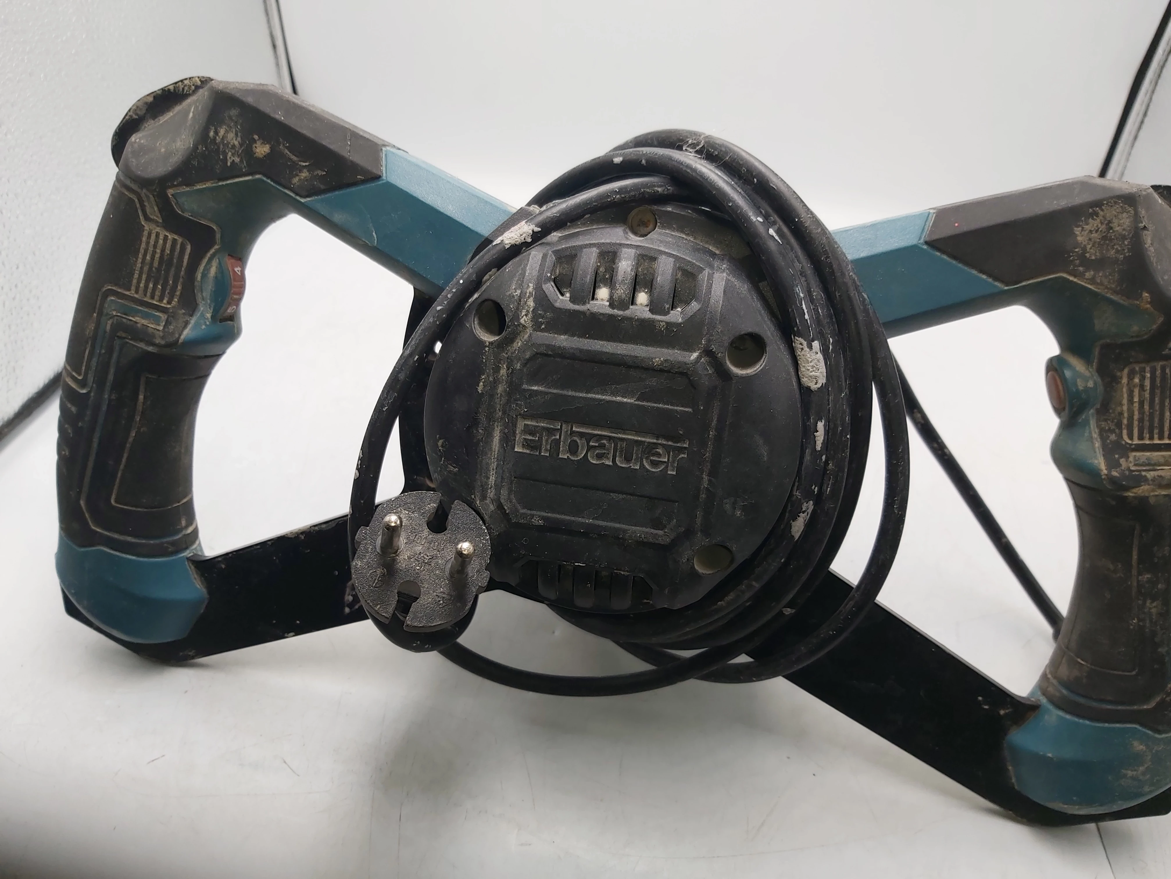 mieszadlo-budowlane-erbauer-epm1600-moc-1600