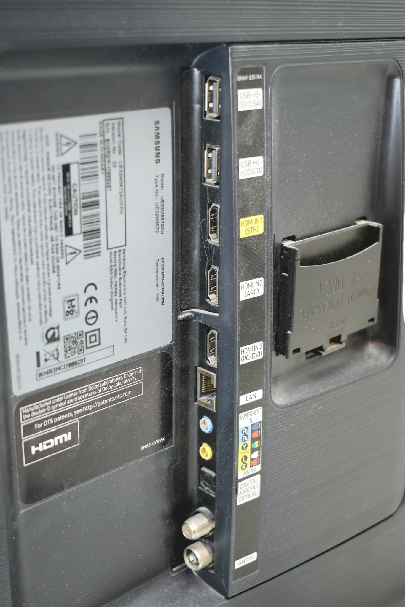 telewizor-samsung-ue32m5672au-pilot-klasa-efektywnosci-energetycznej-247945-838297