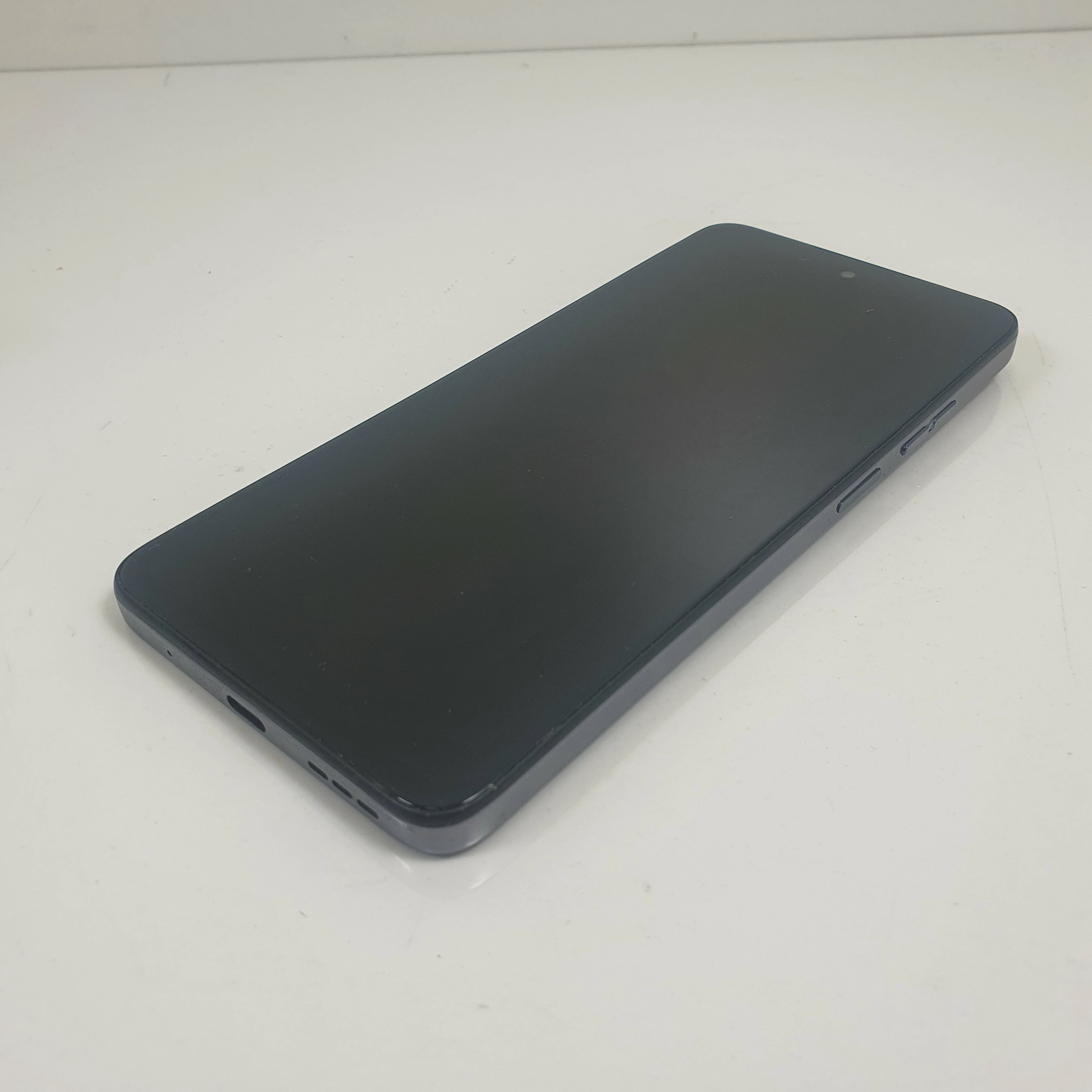 telefon-motorola-moto-g15-4128-gb-typ-202685-212929