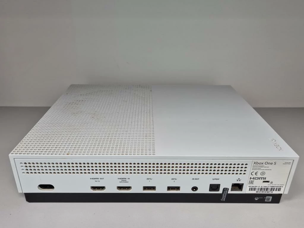 konsola-microsoft-xbox-one-s-1tb-wersja-konsoli-130591-2