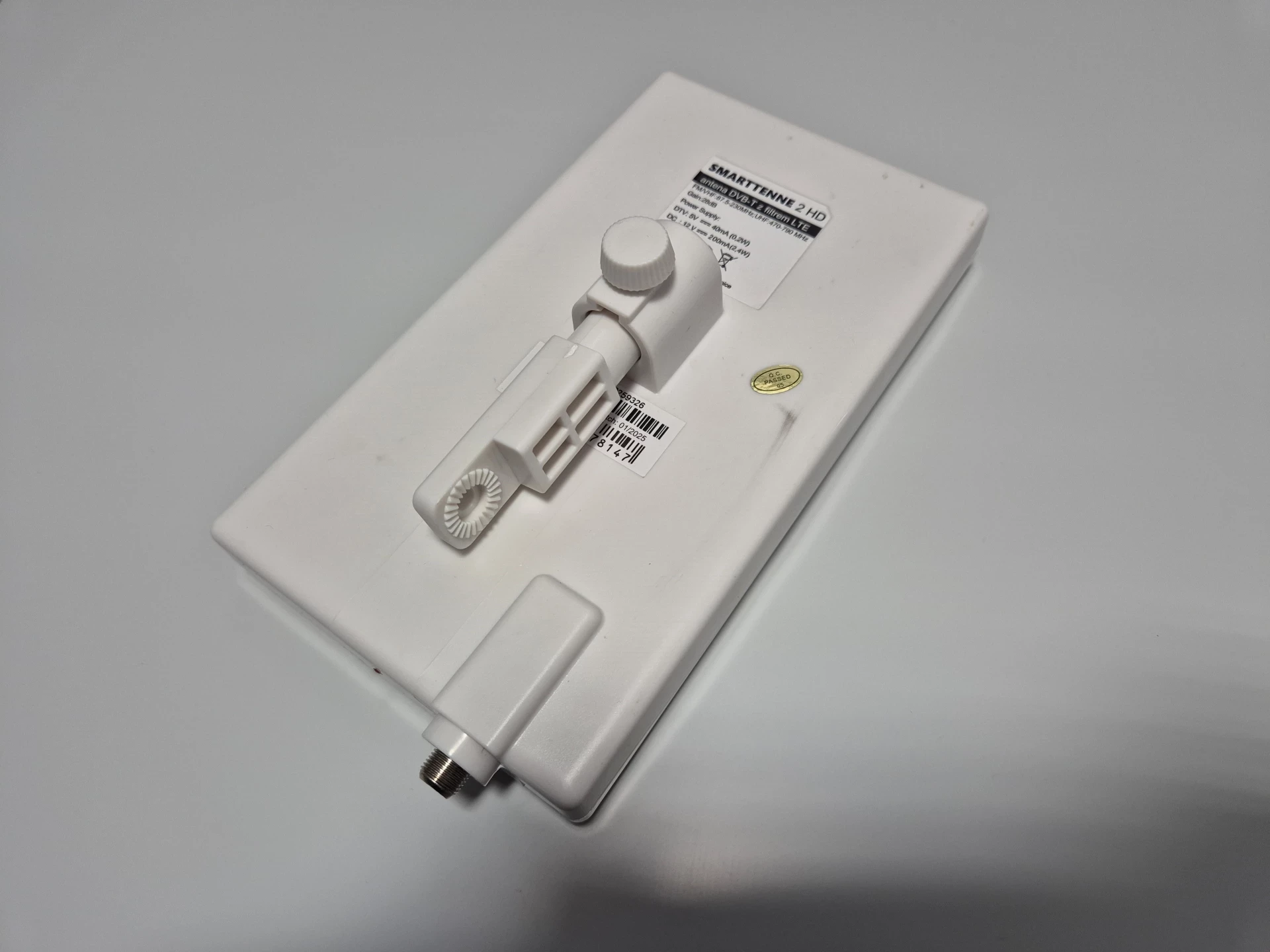 antena-tv-dvb-t2-cyfrowej-telewizji-naziemnej-uhf-vhf-wzmacniacz-30db-kabe-ean-gtin-4019588078147