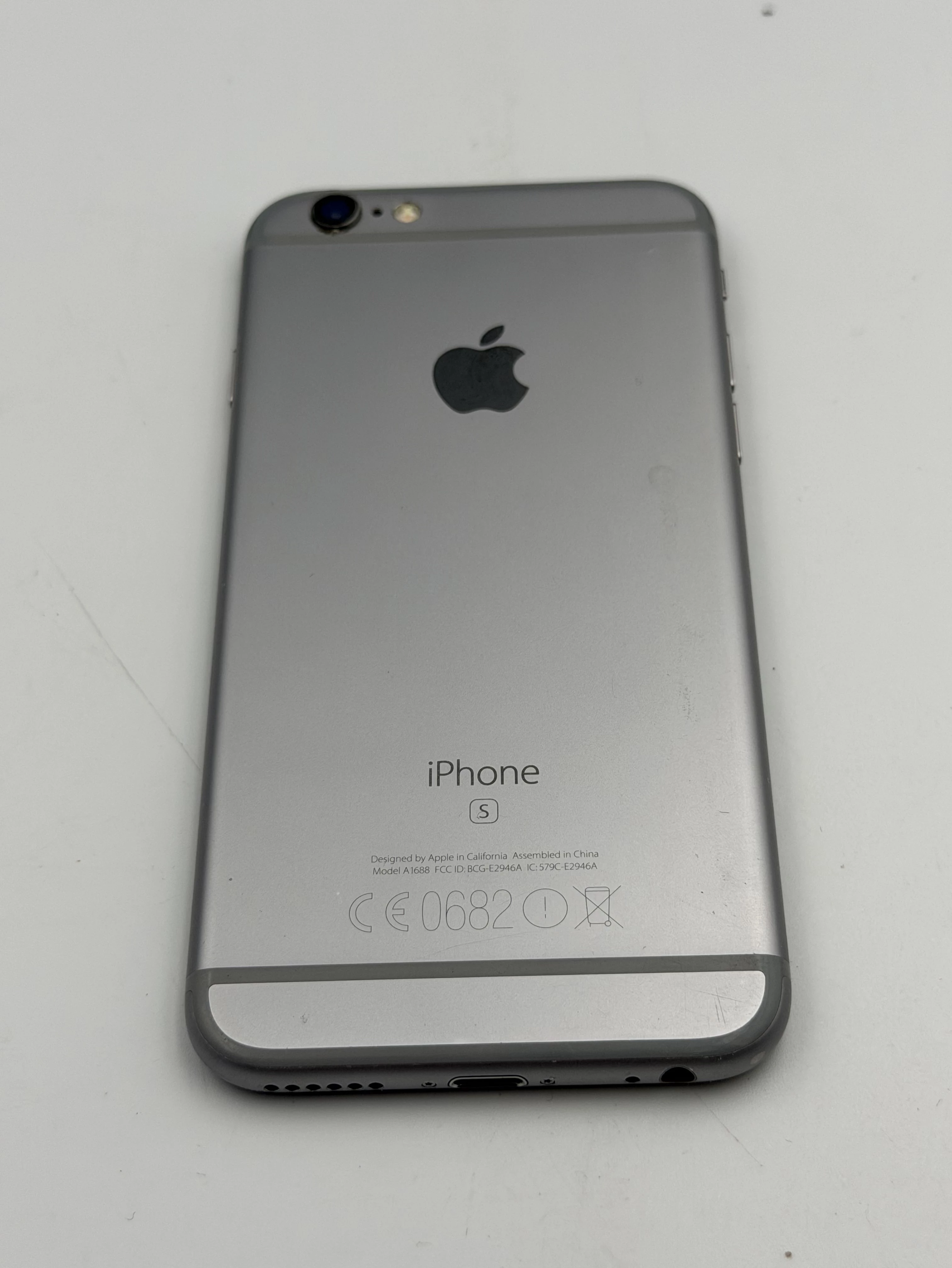 telefon-iphone-6s-32gb-kod-producenta-mn0w2pma