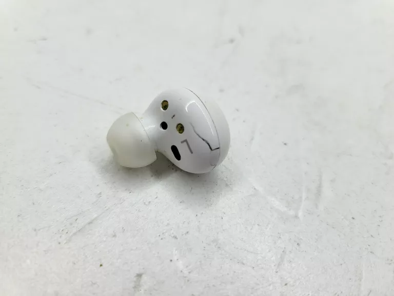 douszne-sluucawki-bezprzewodowe-samsung-galaxy-buds-2-transmisja-sygnalu-203713-217785