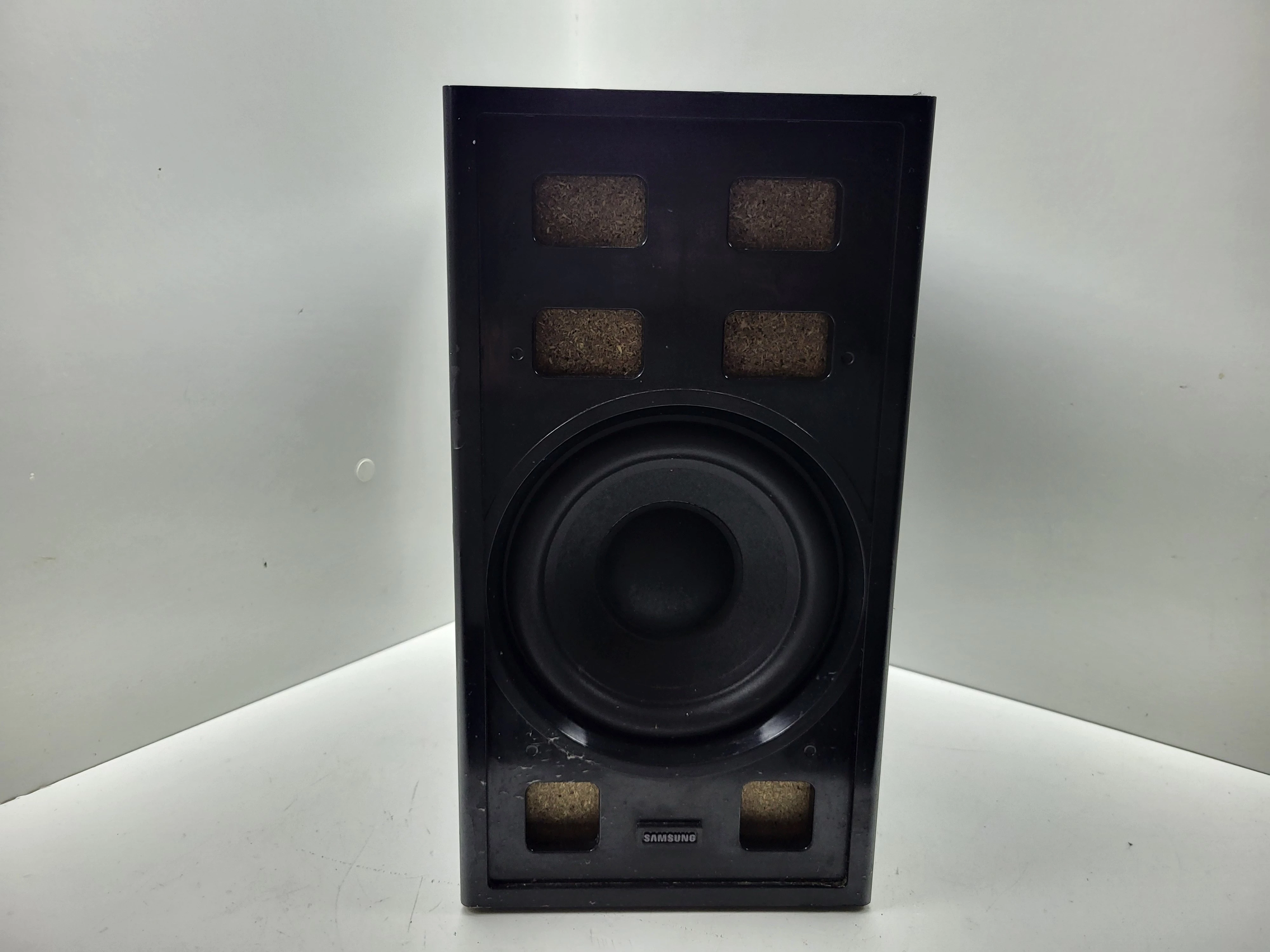 soundbar-samsung-hw-b450-stan-11323-2