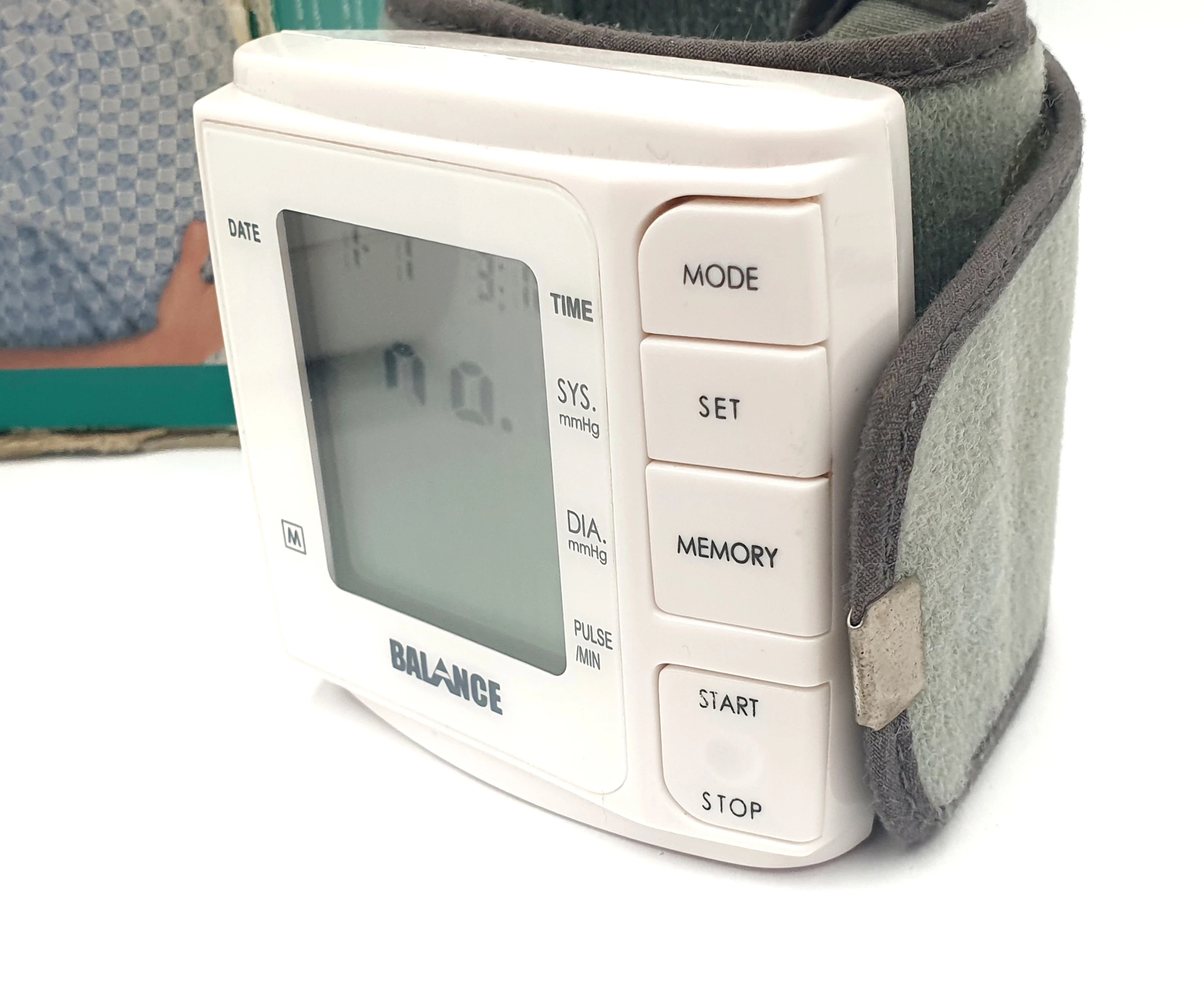 cisnieniomierz-nadgarstkowy-mbo-k350-stan-11323-2