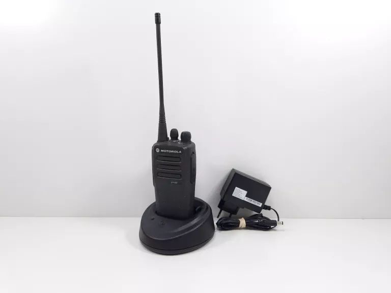 radiotelefon-motorola-dp1400-z-stacja-ladujaca-dabrowskiego-80-poznan-ska