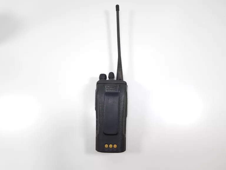 radiotelefon-motorola-dp1400-z-stacja-ladujaca-waga-produktu-z-opakowaniem-jednostkowym-0341