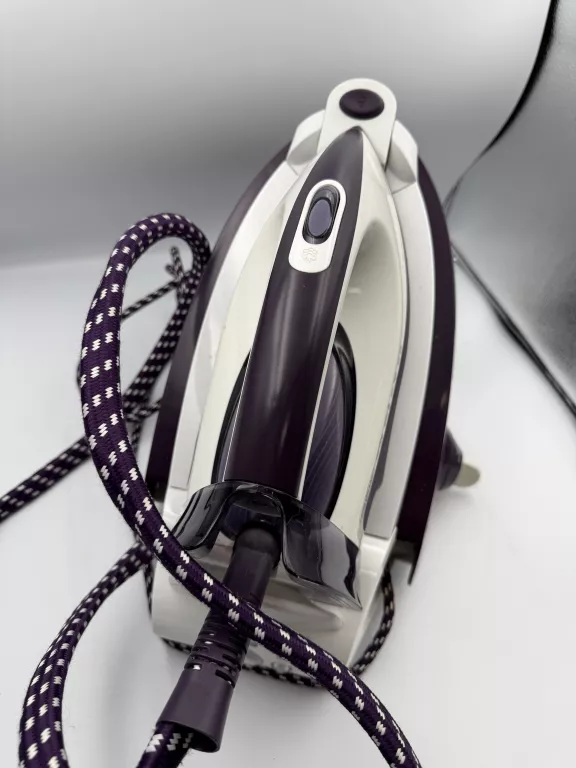 zelazko-philips-gc-924002-wytwarzanie-pary-120