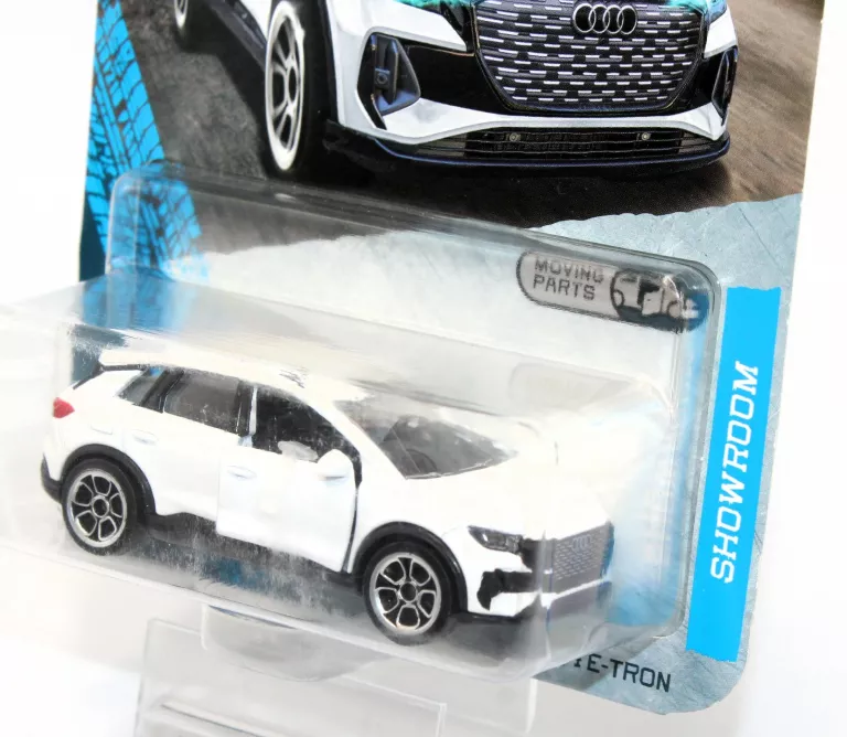 autko-majorette-showroom-premium-cars-audi-q4-e-tron-85-0200-0000-stan-11323-2