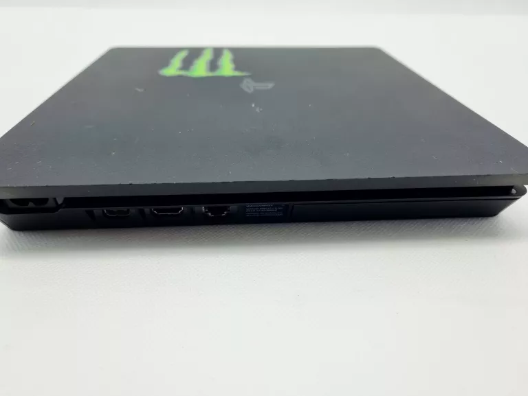 KONSOLA PS4 500GB