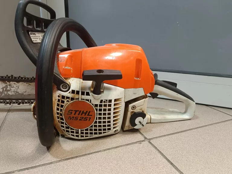 PIŁA SPALINOWA STIHL MS 251/C 2017R