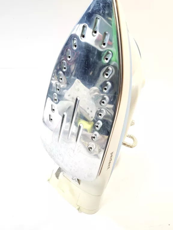 ŻELAZKO PERFECT PF-2588 Z PODSTAWĄ