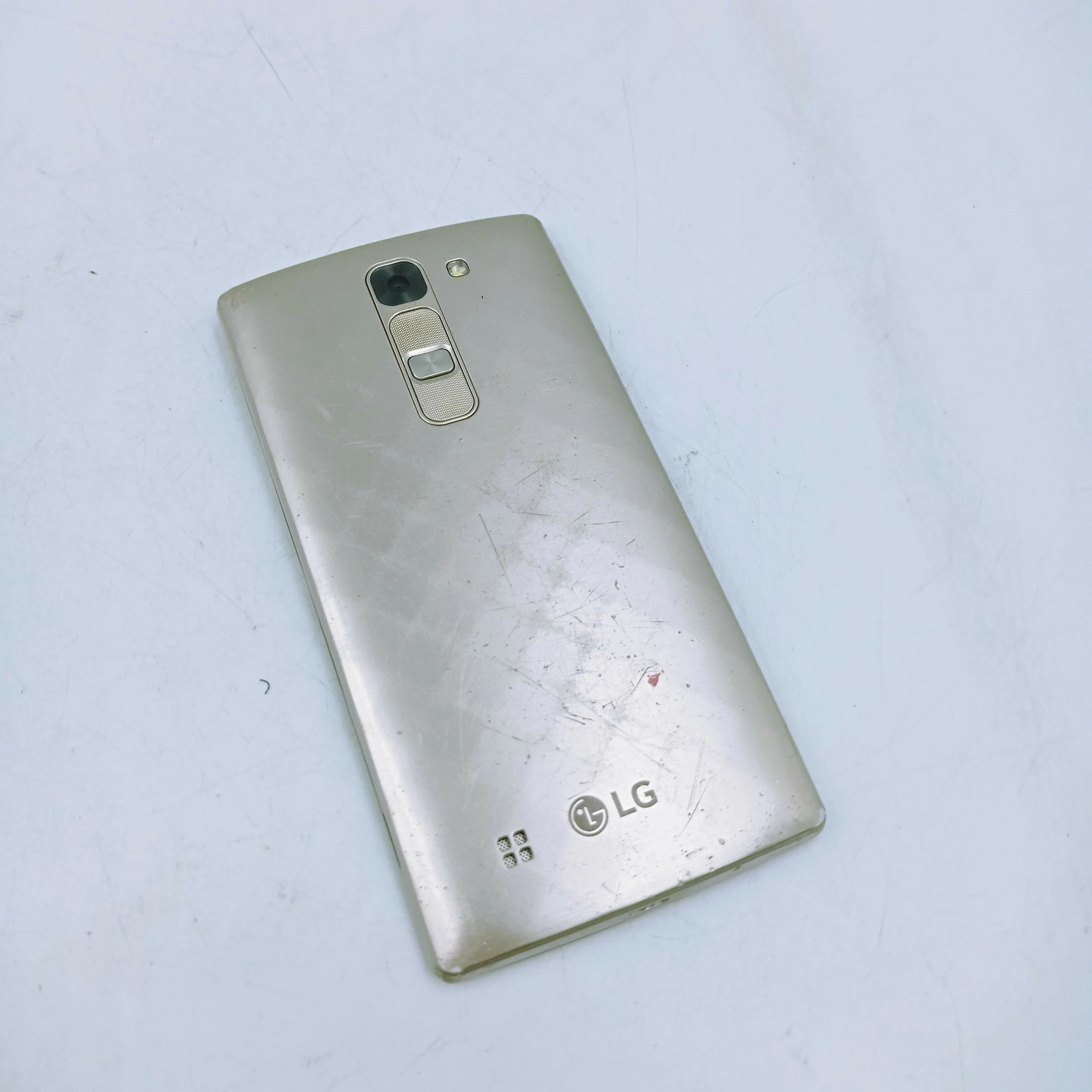 telefon-lg-g4c-at-opis-ean-gtin-0849899056053