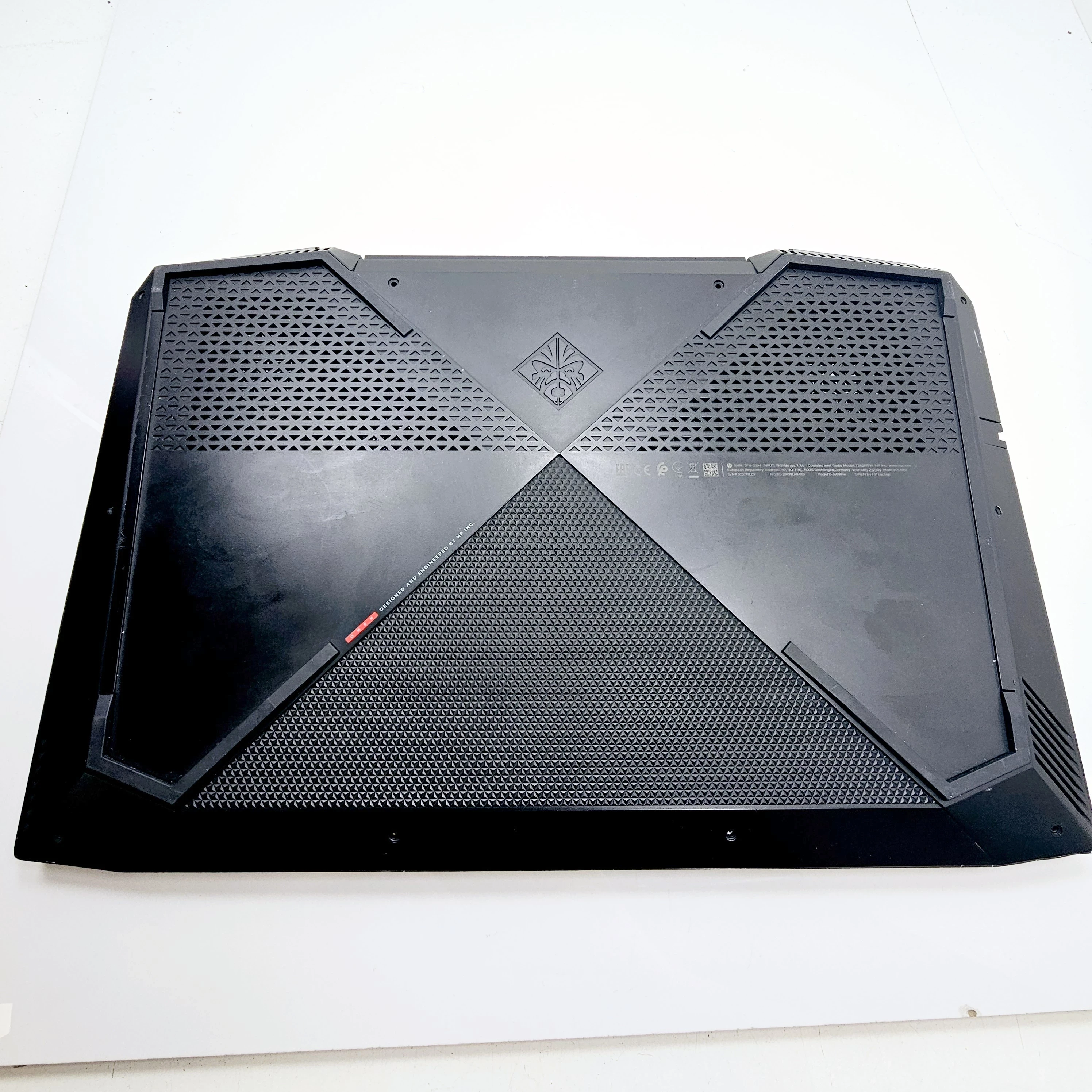 laptop-hp-omen-15-ce008nw-i5-7300hq8gb256gbwin10-gtx1050-seria-procesora-4366-20