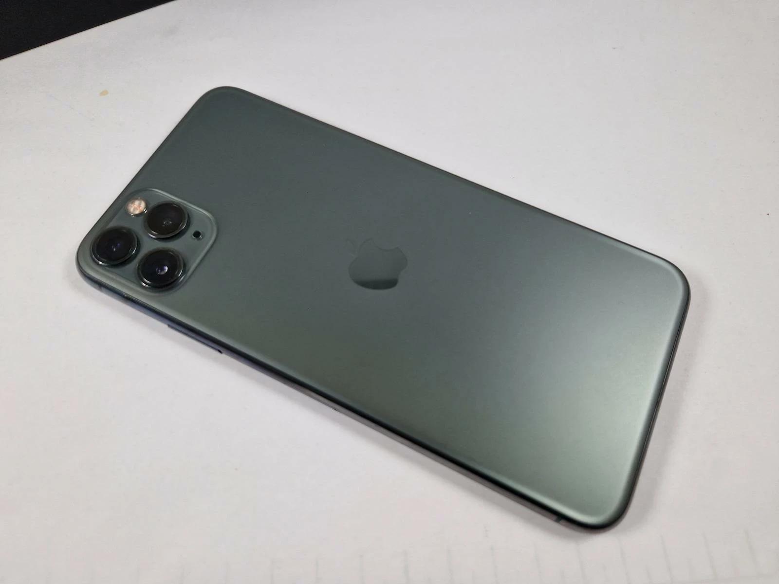 apple-iphone-11-pro-max-64gb-pudelko-typ-202685-212929