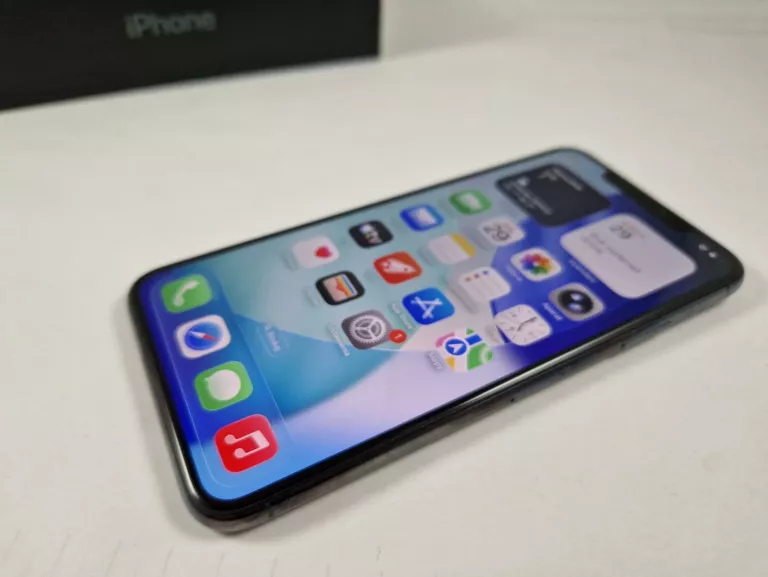 apple-iphone-11-pro-max-64gb-pudelko-stan-11323-2