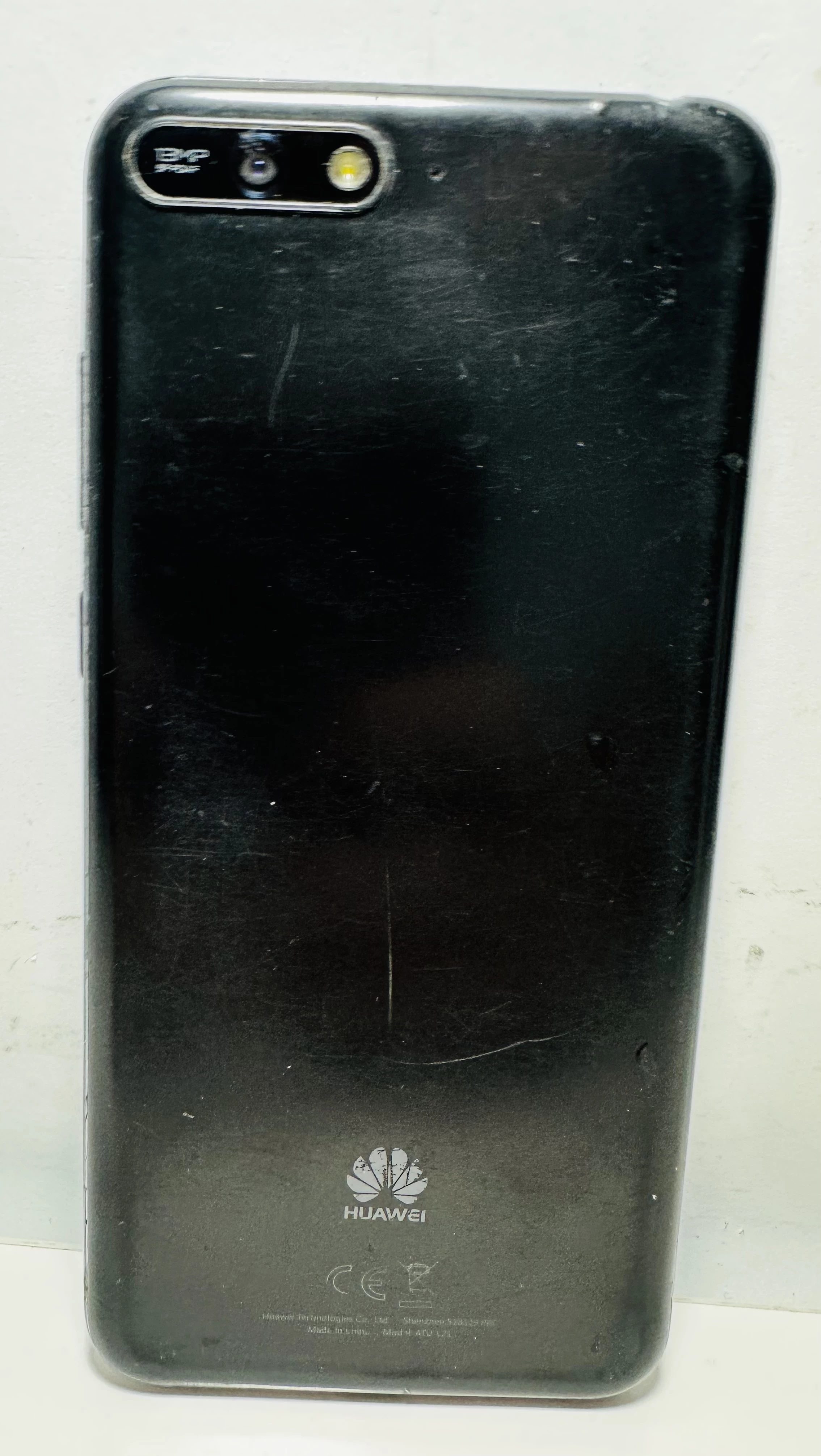 telefon-huawei-y6-216gb-2018-warto-okazja-ean-gtin-085684861468