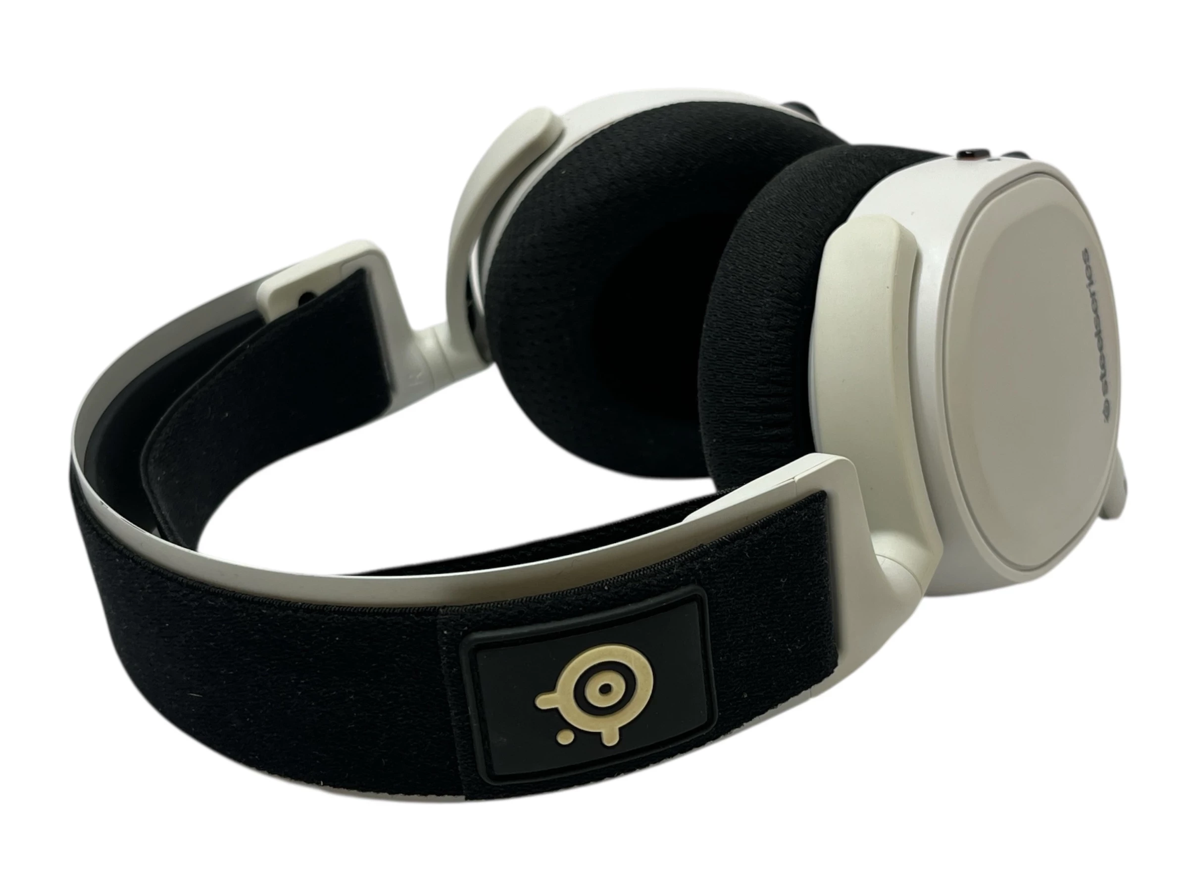 sluchawki-steelseries-arctis-7-opis-kod-producenta-61461