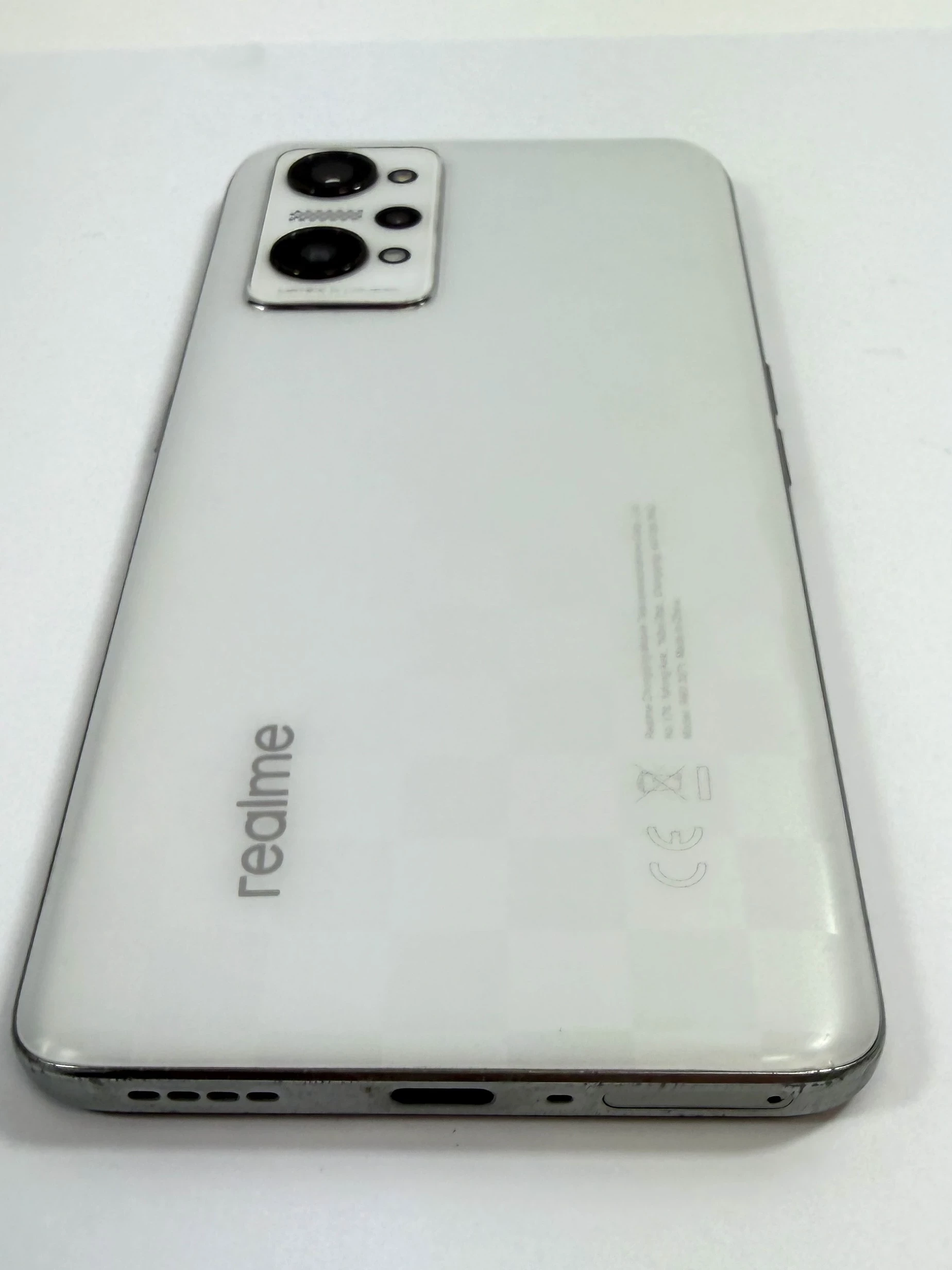 telefon-realme-gt-neo-3t-typ-202685-212929