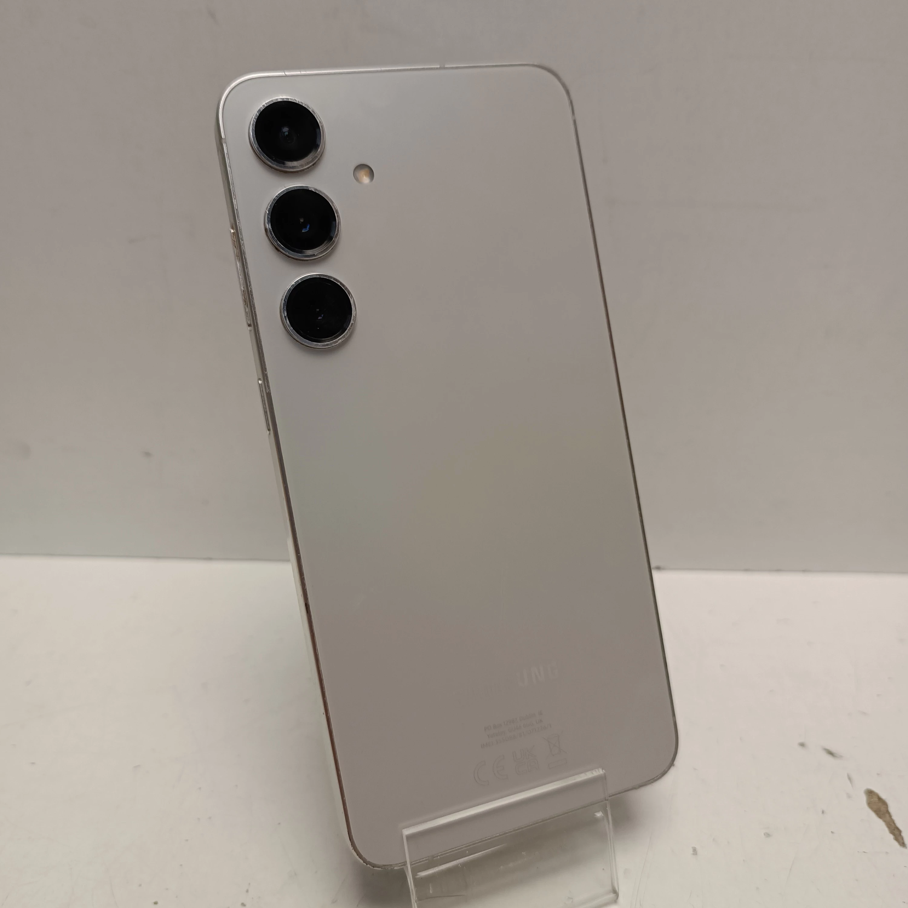 telefon-samsung-galaxy-s24-12256gb-przekatna-ekranu-670