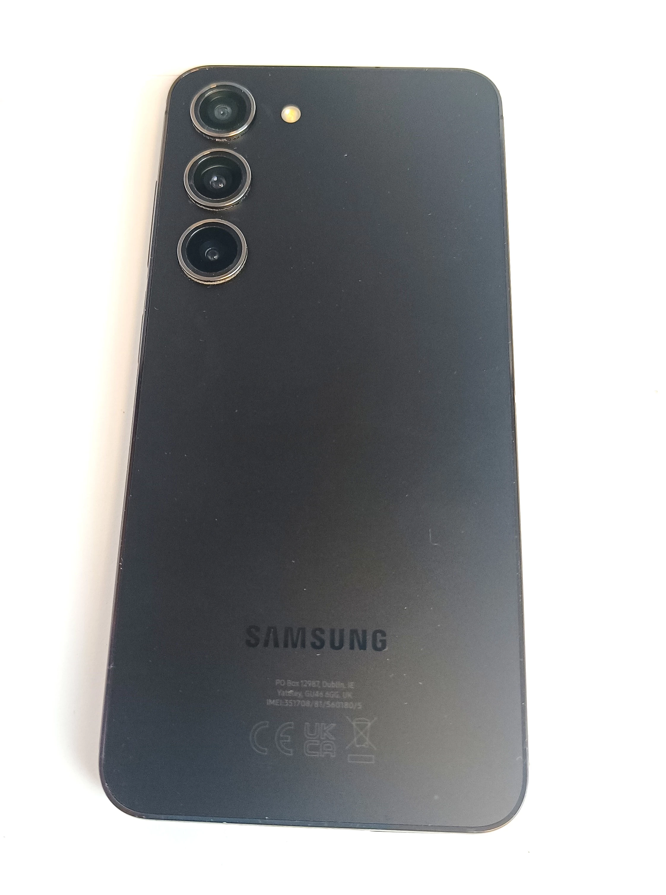 telefon-samsung-galaxy-s23-s911b-8256gb-pudelko-kod-producenta-sm-s911bzkgeue