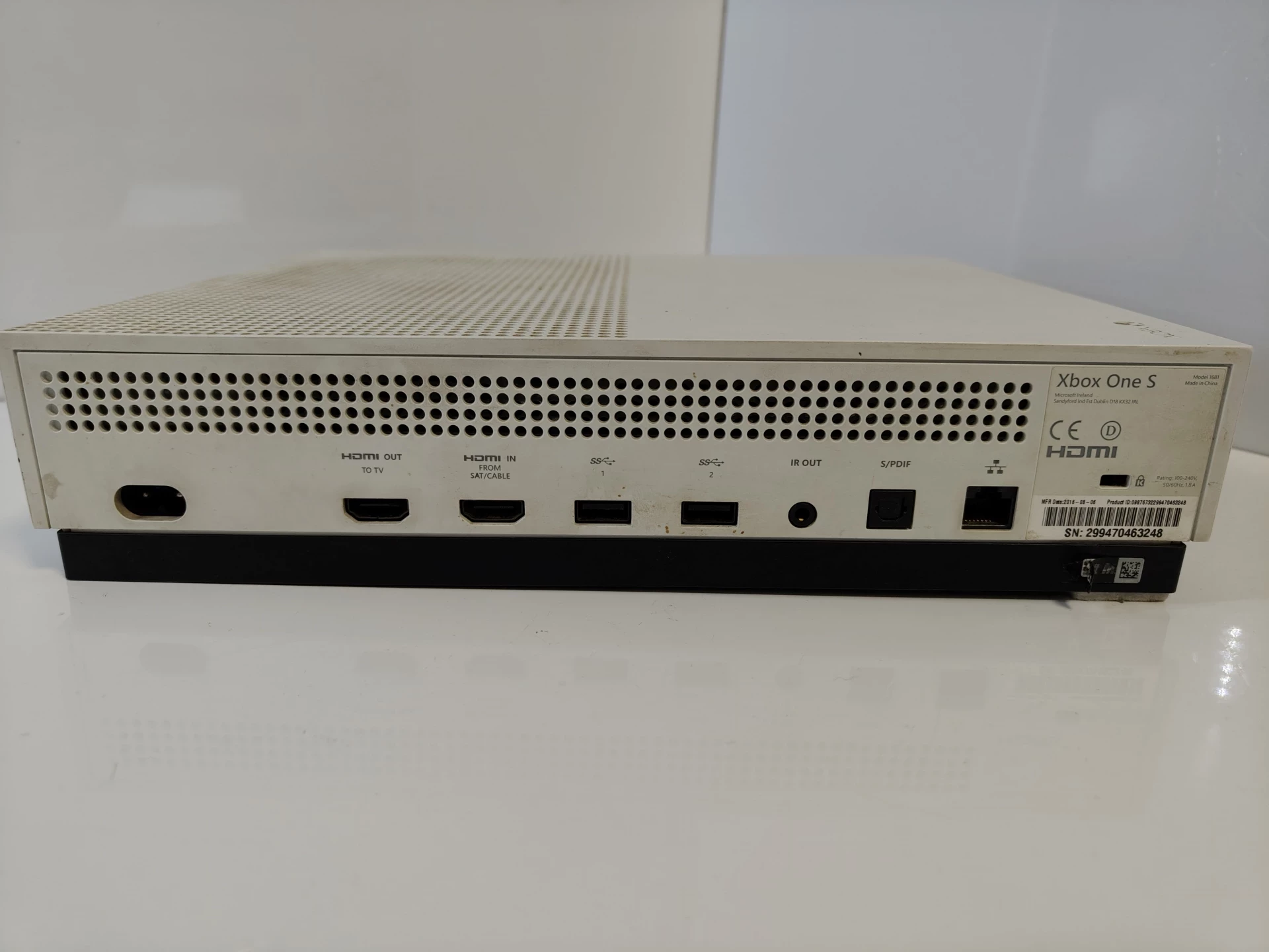 konsola-xbox-one-s-500gb-pad-liczba-kontrolerow-w-zestawie-205994-225550