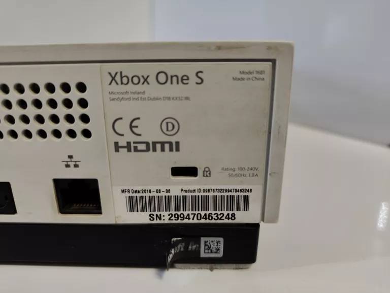 konsola-xbox-one-s-500gb-pad-gry-w-zestawie-205998-225574