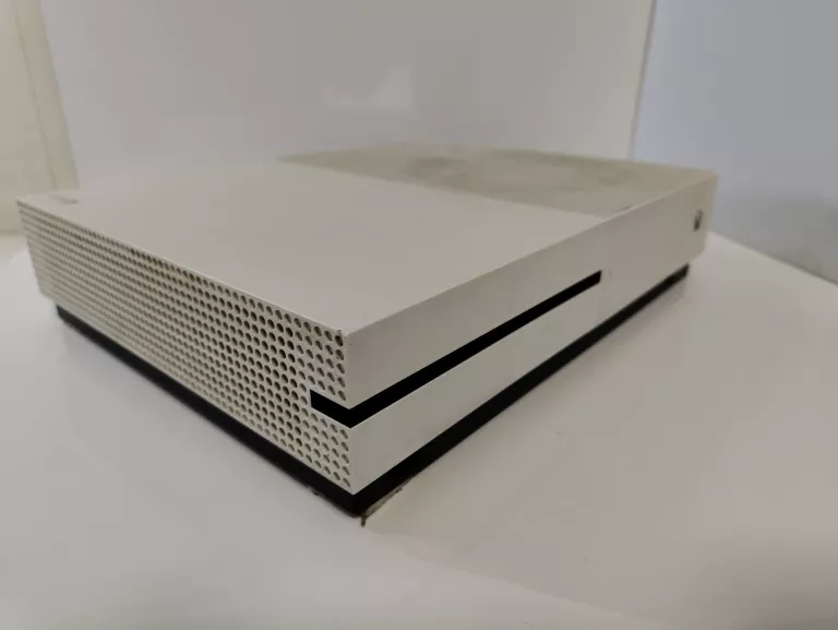 konsola-xbox-one-s-500gb-pad-kod-producenta-889842118940