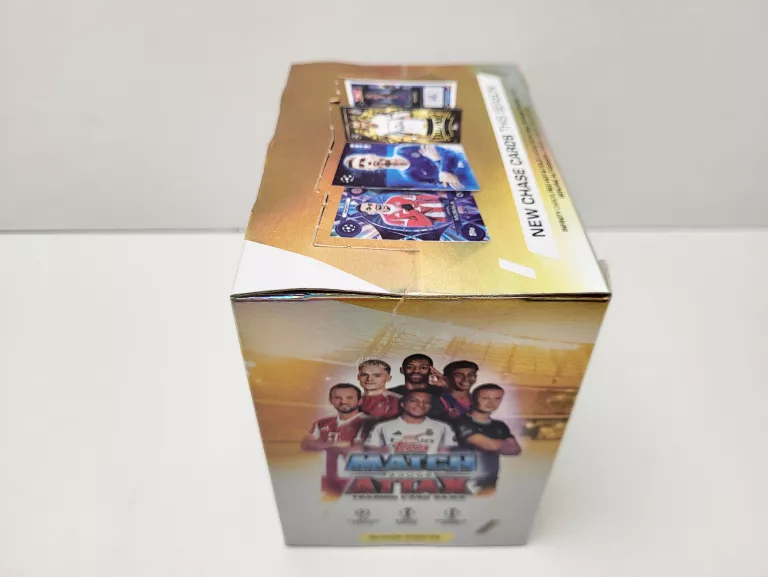 TOPPS BOX SASZETKI 32 SZT. MATCH ATTAX 2026 KARTY PIŁKARSKIE