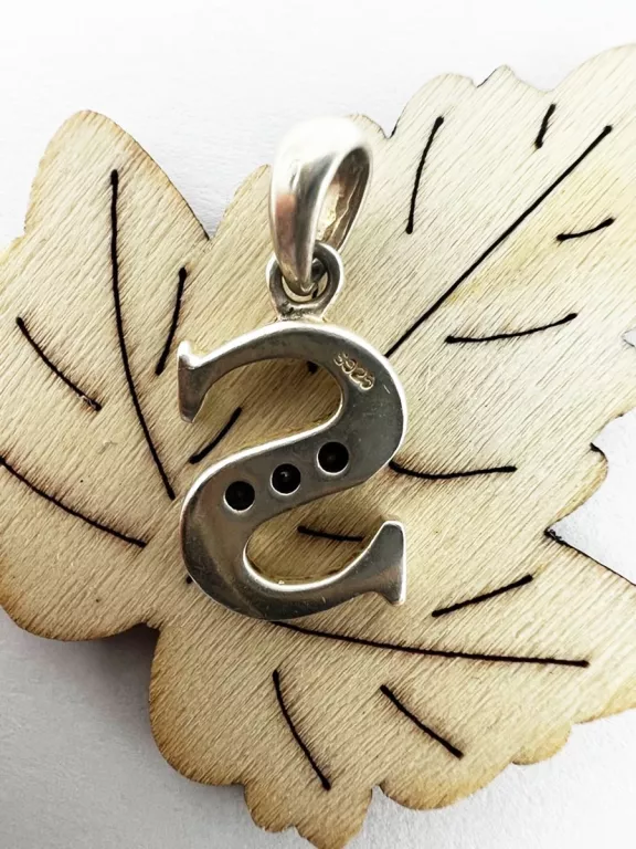 SREBRNA ZAWIESZKA LITERKA "S"  P.925/1,71G/CM2