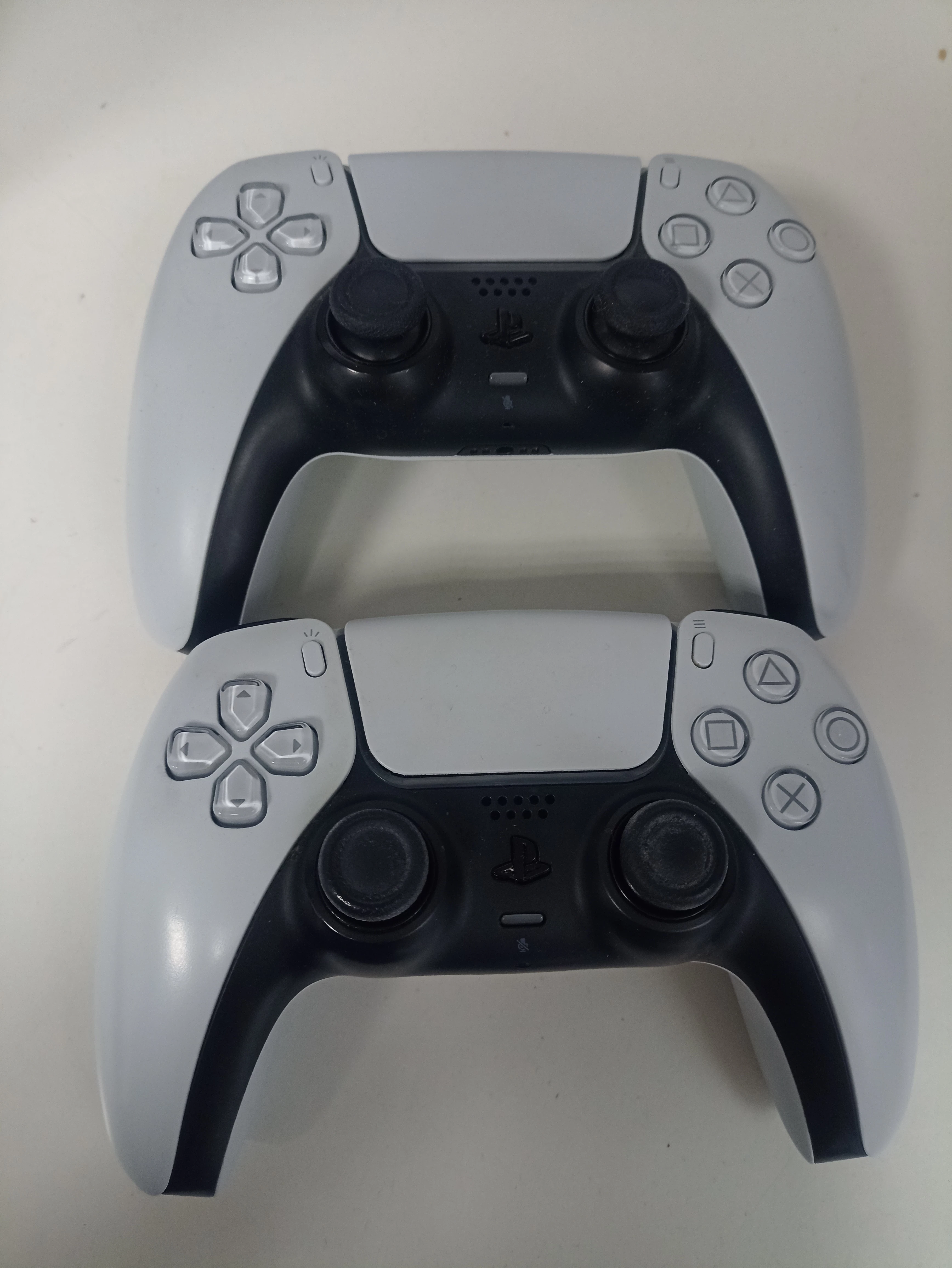 konsola-sony-playstation-5-digital-edition-cfi-1016b-konsola-ps5-kod-producenta-cfi-1016b