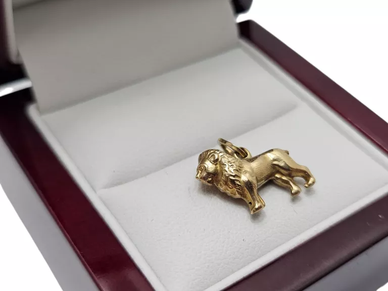 ZŁOTA ZAWIESZKA LEW P:333 W:0,82