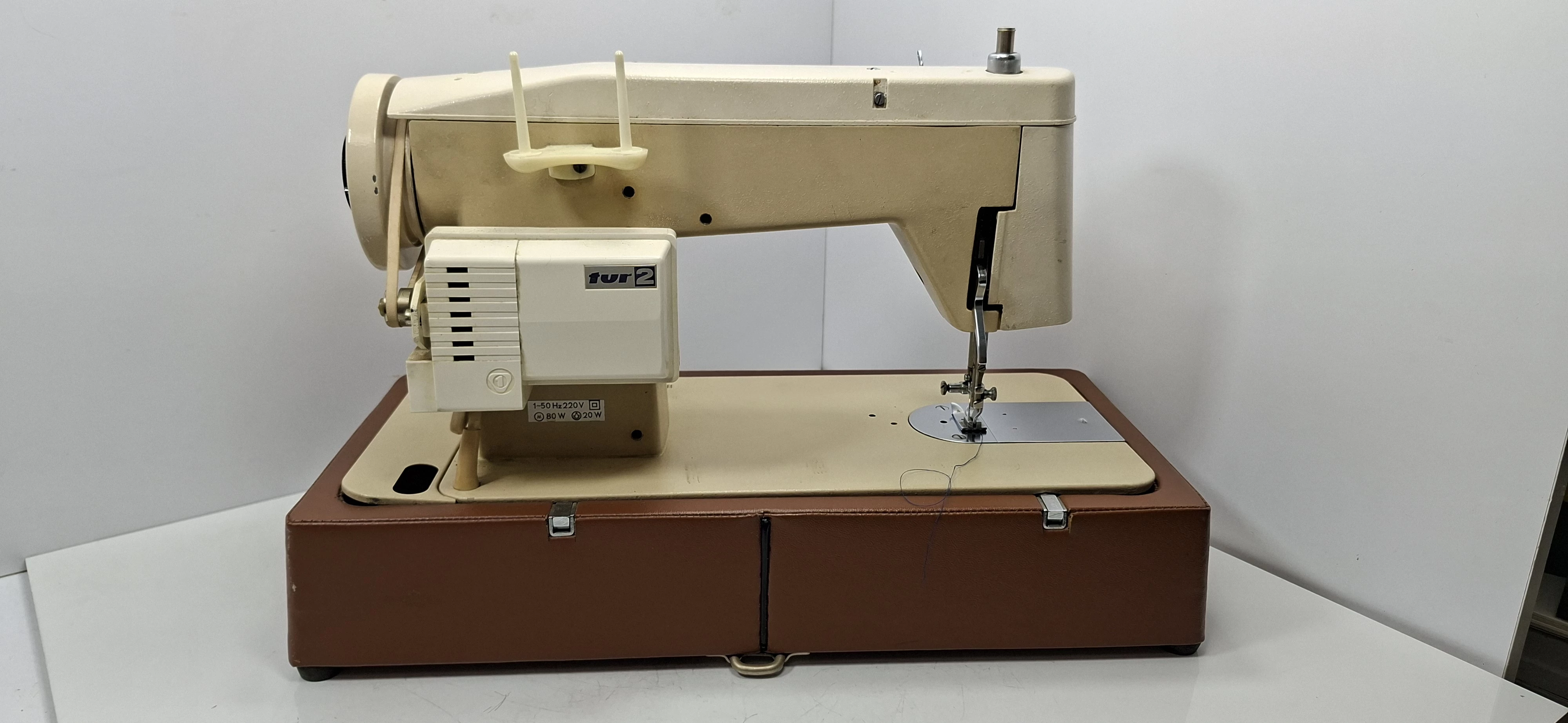 maszyna-do-szycia-lucznik-radom-466-w-walizce-funkcje-szycia-204065-16384