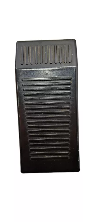 maszyna-do-szycia-lucznik-radom-466-w-walizce-kolor-dominujacy-129357-1