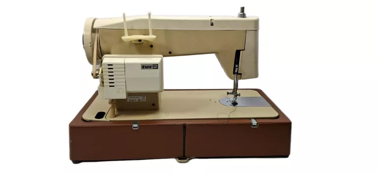 maszyna-do-szycia-lucznik-radom-466-w-walizce-liczba-sciegow-2