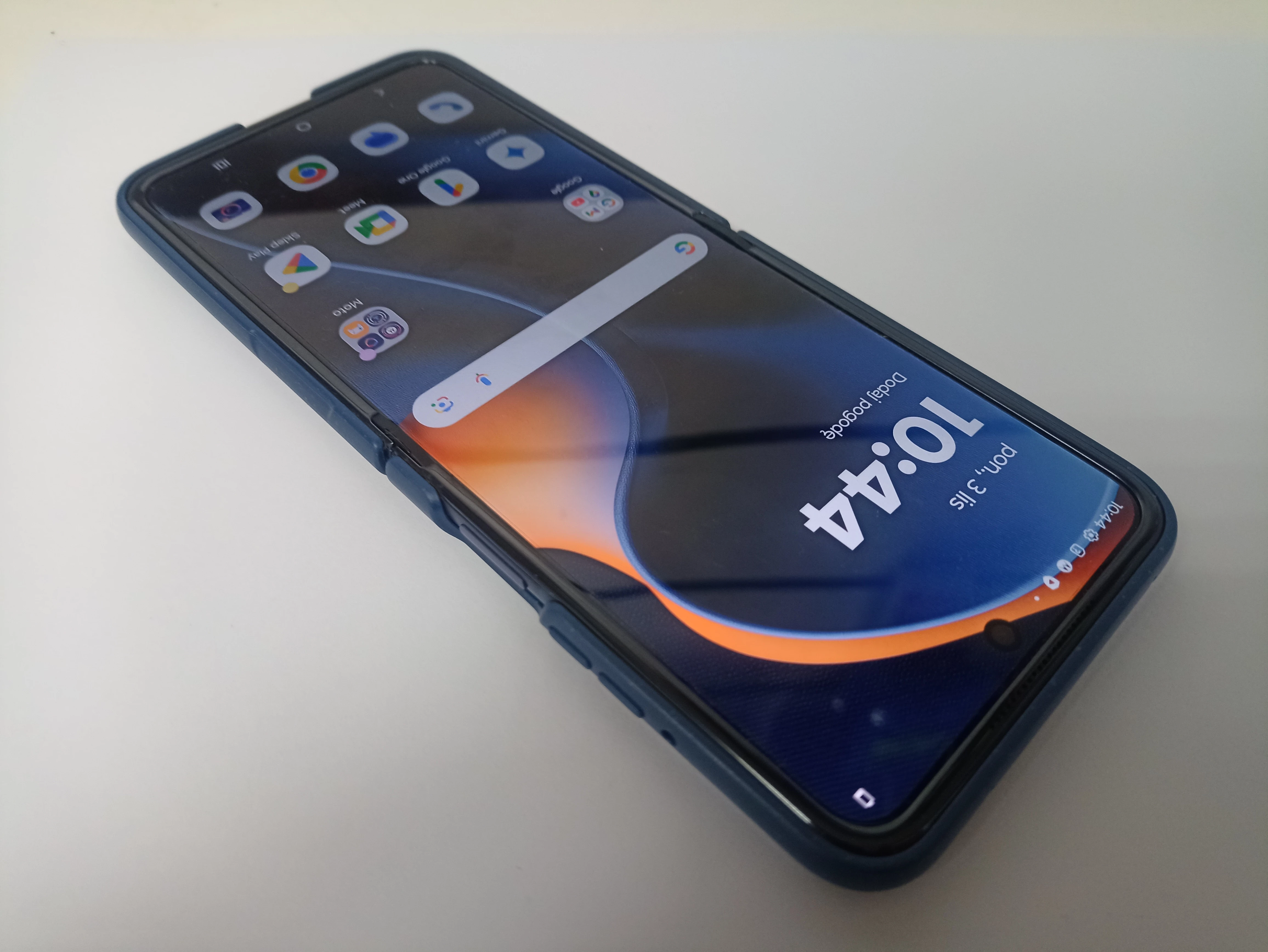 telefon-motorola-razr-60-uszkodzony-na-czesci-wbudowana-pamiec-202869-214185