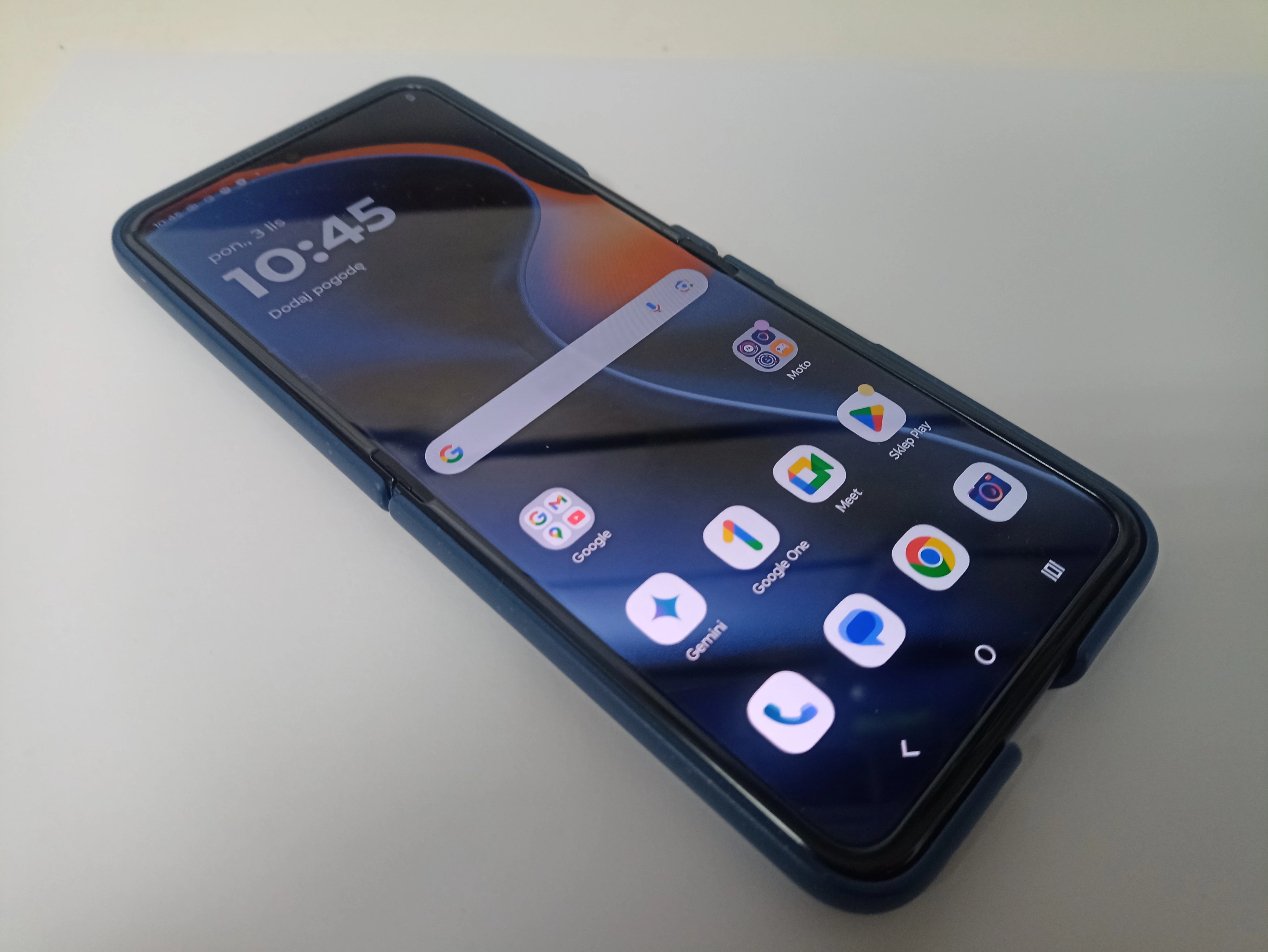 telefon-motorola-razr-60-uszkodzony-na-czesci-system-operacyjny-4388-1