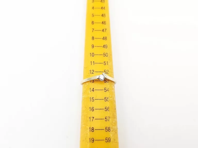 zloty-pierscionek-z-oczkiem-585-r-13-rozmiarsrednica-wew-mm-372-13