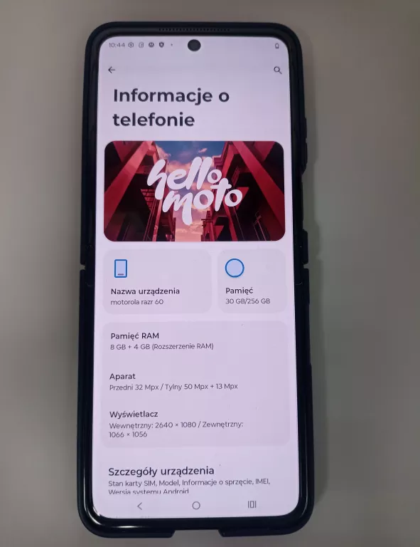 telefon-motorola-razr-60-uszkodzony-na-czesci-kod-producenta-xt2553-1