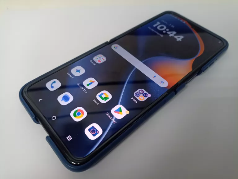 telefon-motorola-razr-60-uszkodzony-na-czesci-przekatna-ekranu-690