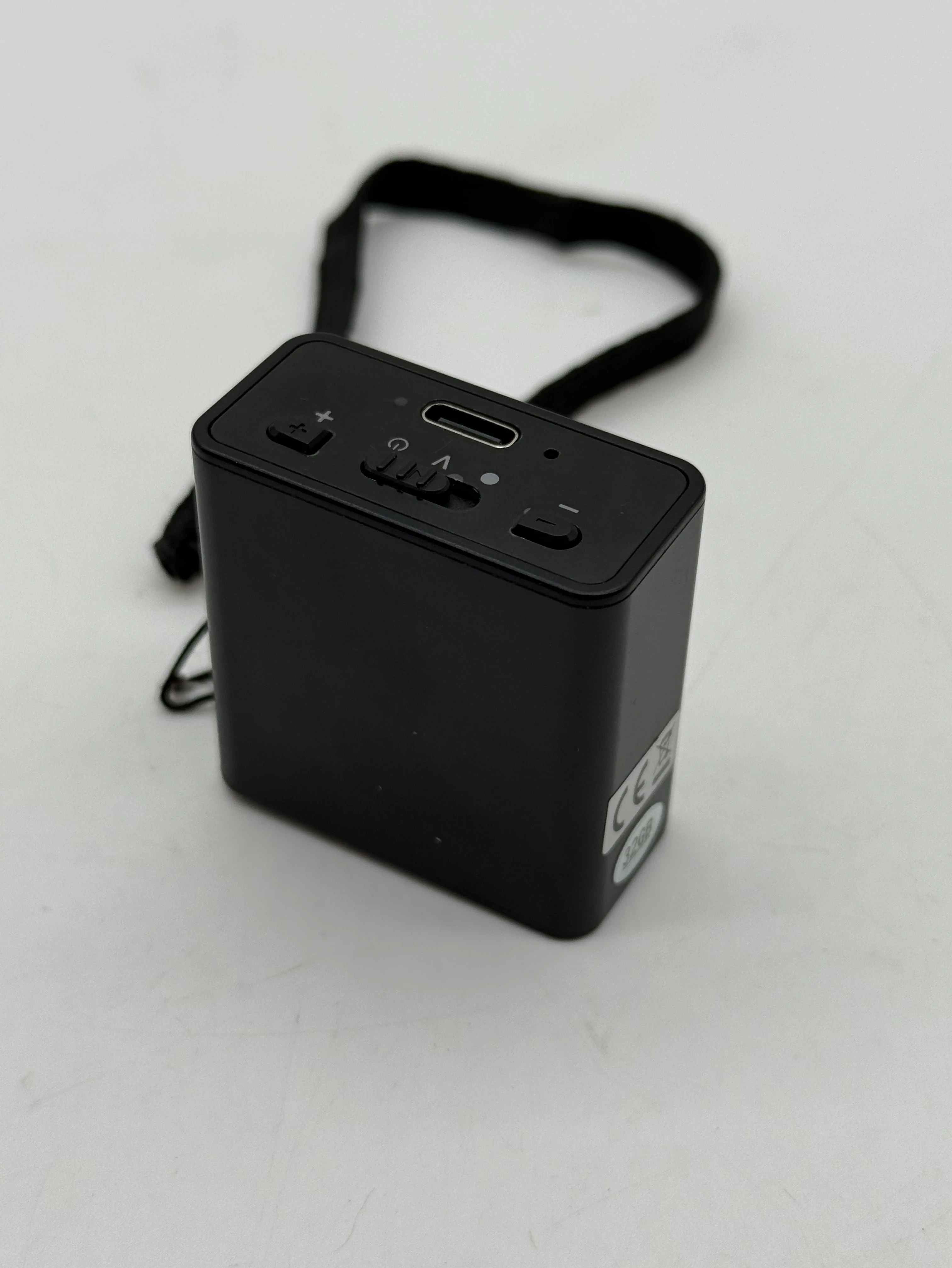 dyktafon-q65-32gb-z-magnesem-uszkodzony-dworcowa-2-leszno-gold-fish