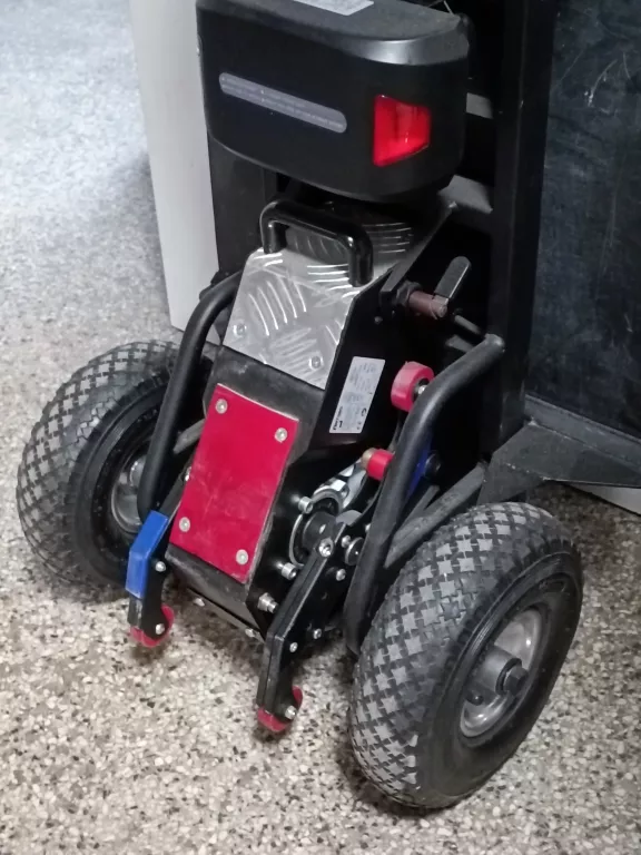 ELEKTRYCZNY SCHODOŁAZ TOWAROWY ANTANO DONKEY LIGHT LIFT (ŁADOWNOŚĆ 150 KG)